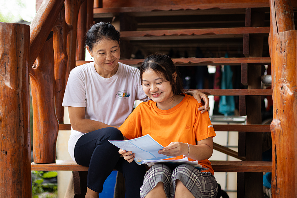 Reading a sponsors letter together